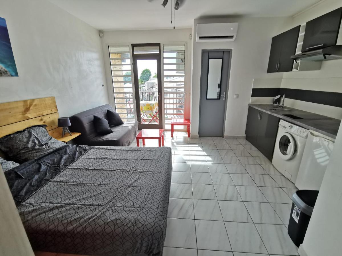 Appartement Vue Mer Et Montagne A 100M De La Plage Le Gosier  Exteriör bild